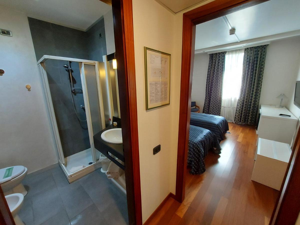 Hotel Posta 77 San Giorgio In Bosco Exteriér fotografie