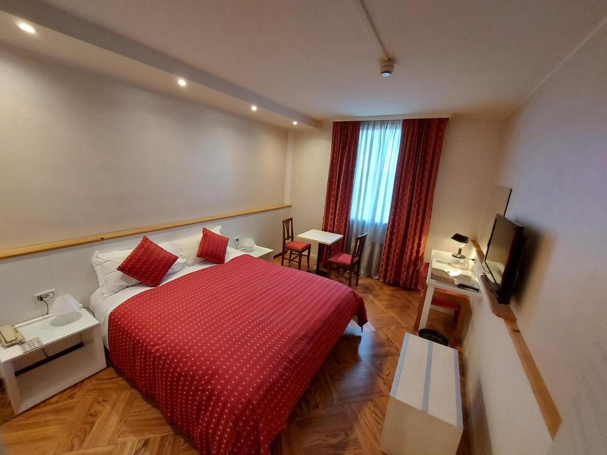Hotel Posta 77 San Giorgio In Bosco Exteriér fotografie