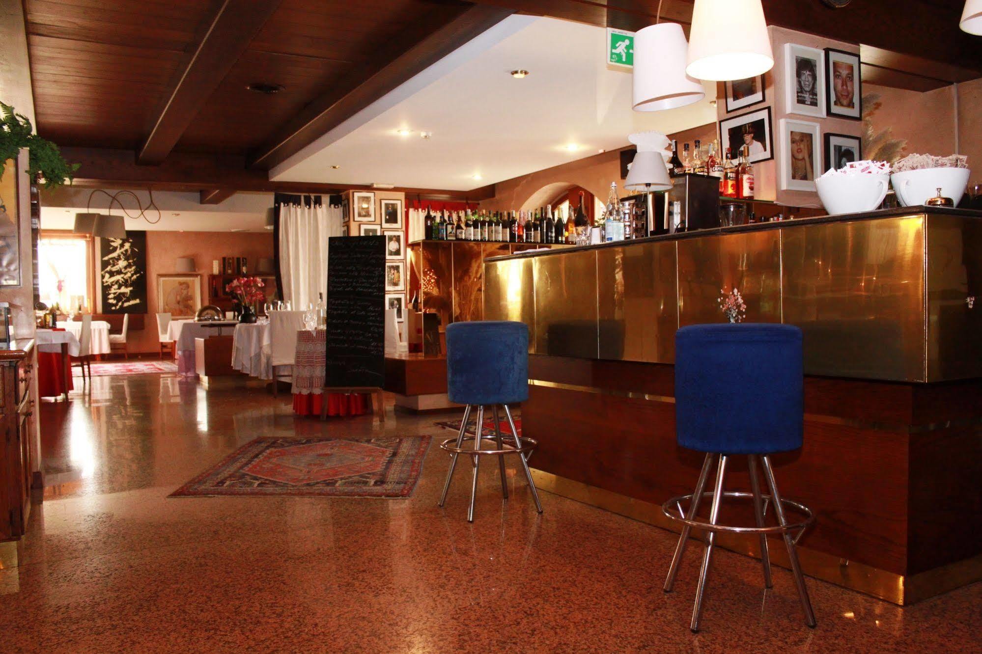 Hotel Posta 77 San Giorgio In Bosco Exteriér fotografie